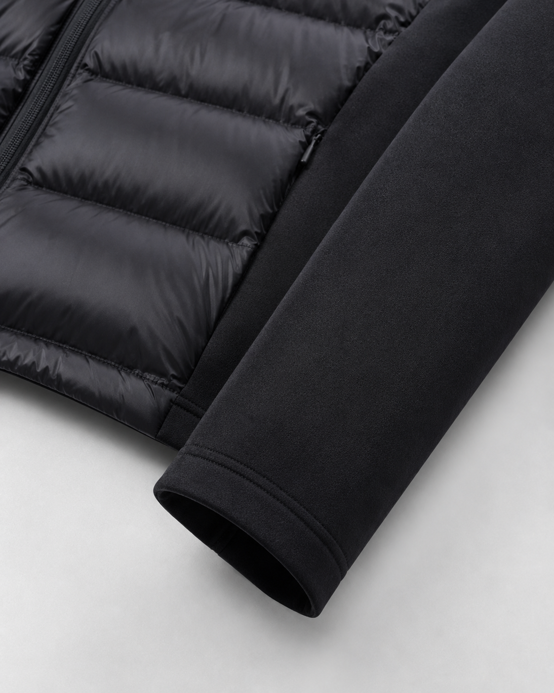 Women's Puffer Jacket - Hooded Hybrid Quilted Jersey Sleeve