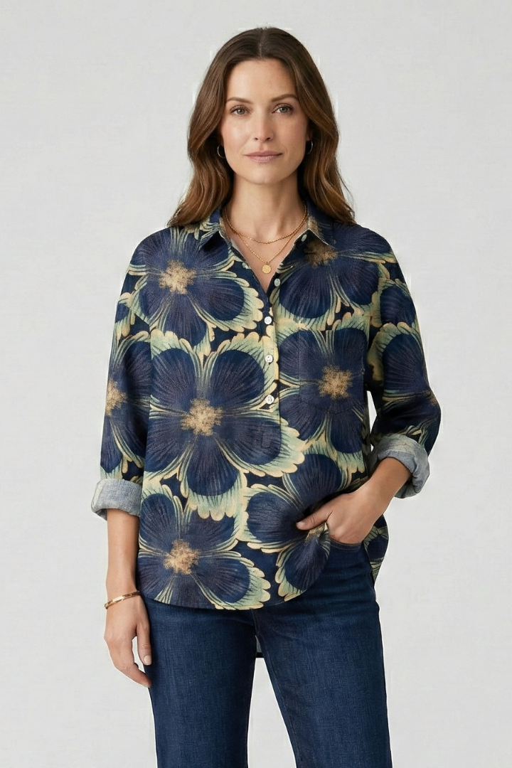 Haisley | Women's Multicolor Floral Blouse with Collared Neckline and Button Closure