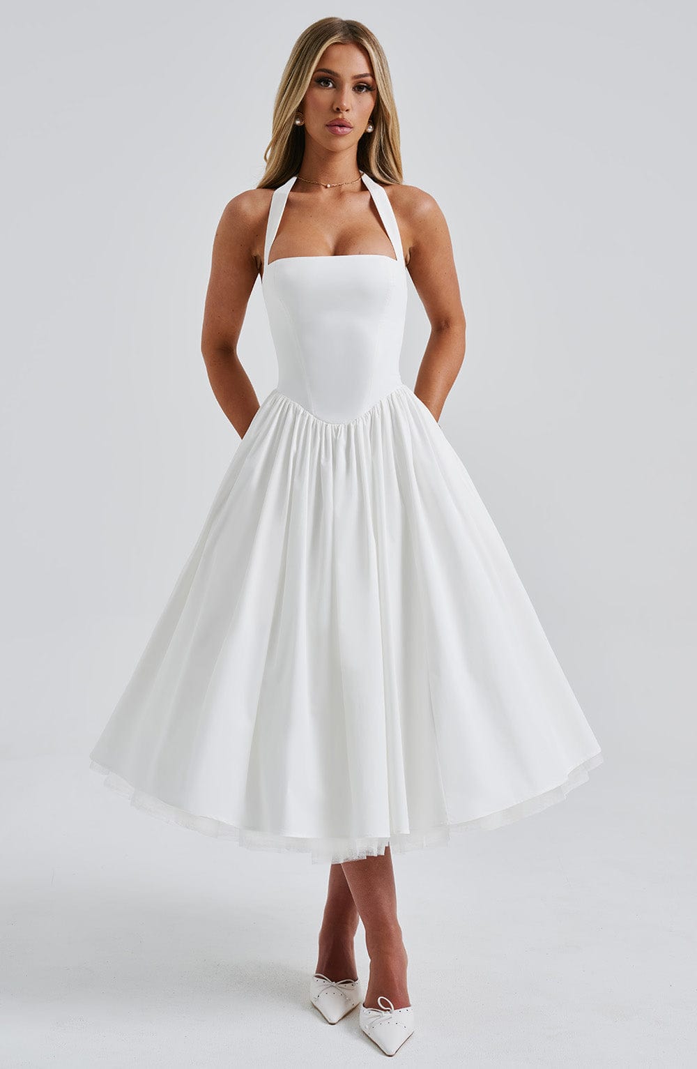 Aurelis | Women's Halter-Neck Cocktail Dress with Flattering Silhouette | Elegant Summer Style for Special Occasions 5