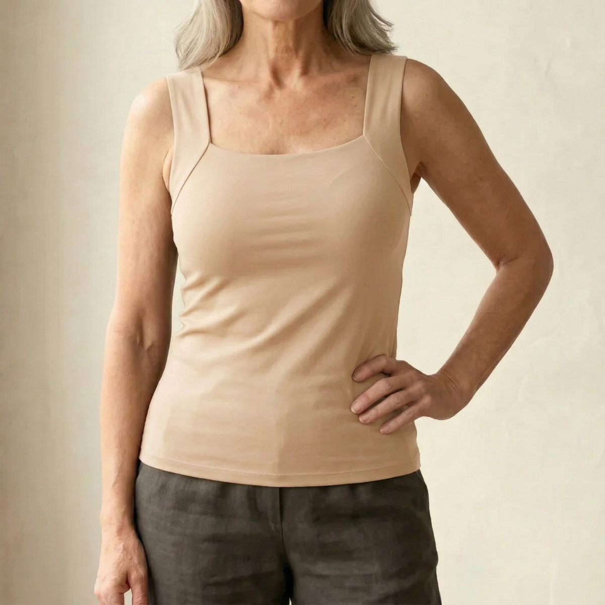 Vaylix | Modern Square Neck Tank Top with Stylish Everyday Fit