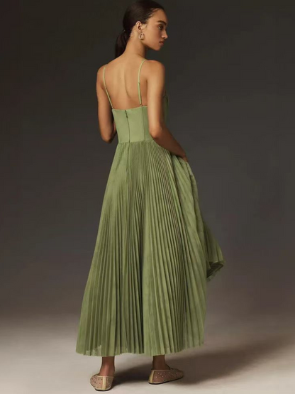 Fynlee | Elegant Sculpted Dress with Flattering Silhouette