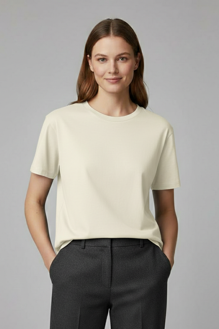 Clarisse | Women's Plain T-Shirt with Versatile Round Neckline Design