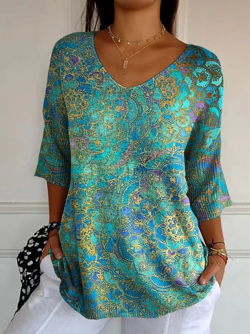 Women's Printed V-Neck Blouse – Three-Quarter Sleeves
