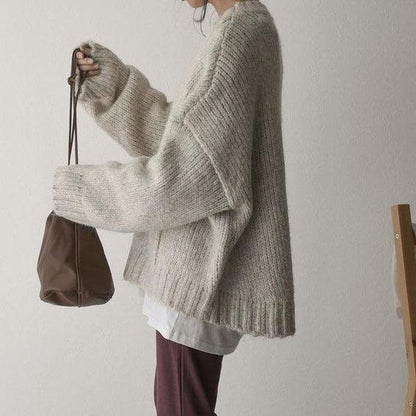 Women's Chunky Knit Sweater – Crewneck with Front Pockets