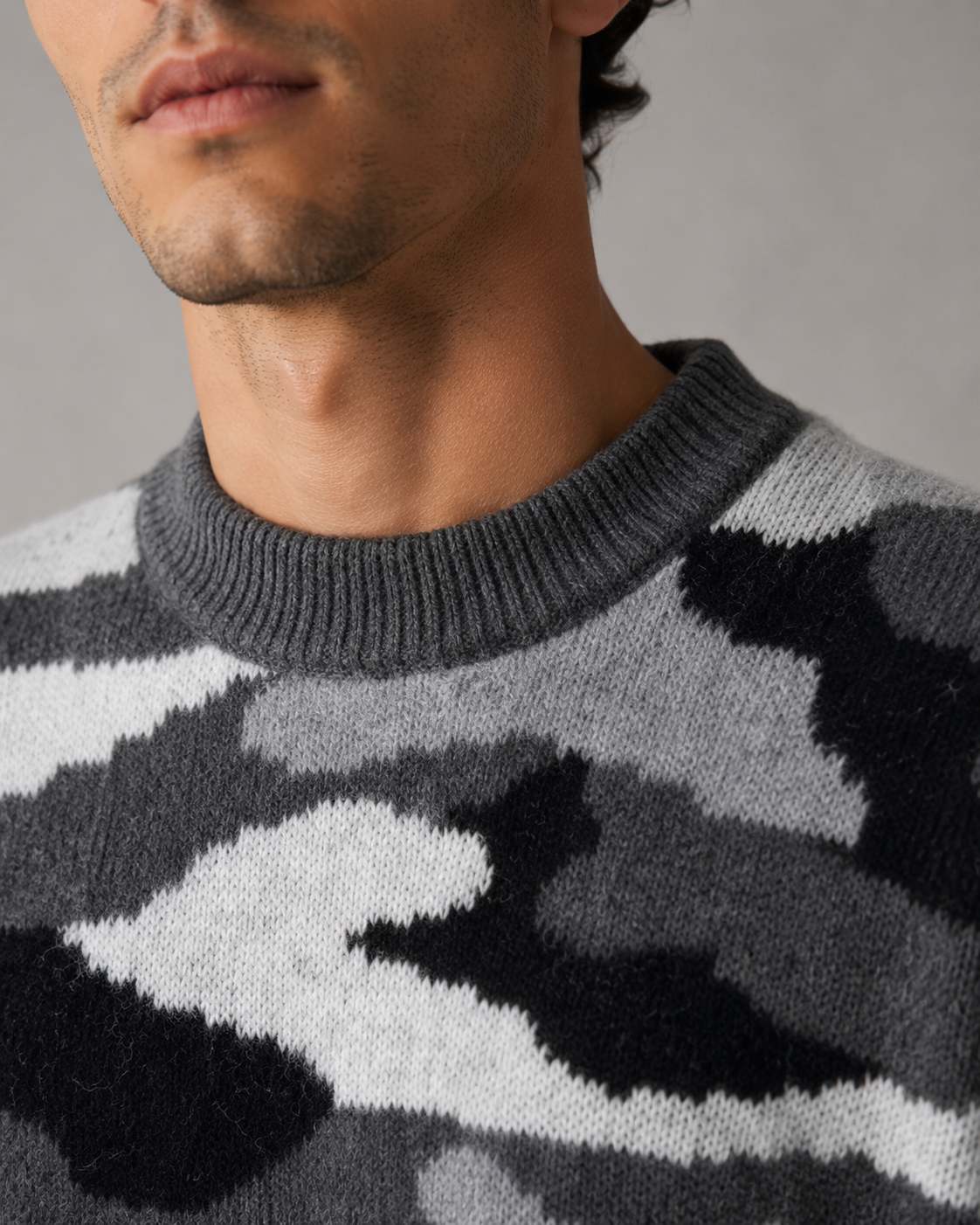 Men's Camo Sweater - Knit Crew Neck Relaxed Fit