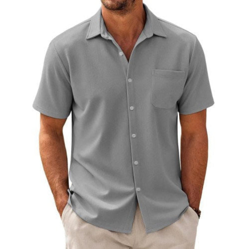 Men's Casual Short-Sleeve Shirt with Classic Camp Collar