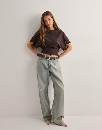 Delavyn | Women's Fitted T-Shirt with Trendy Flared Sleeve Design