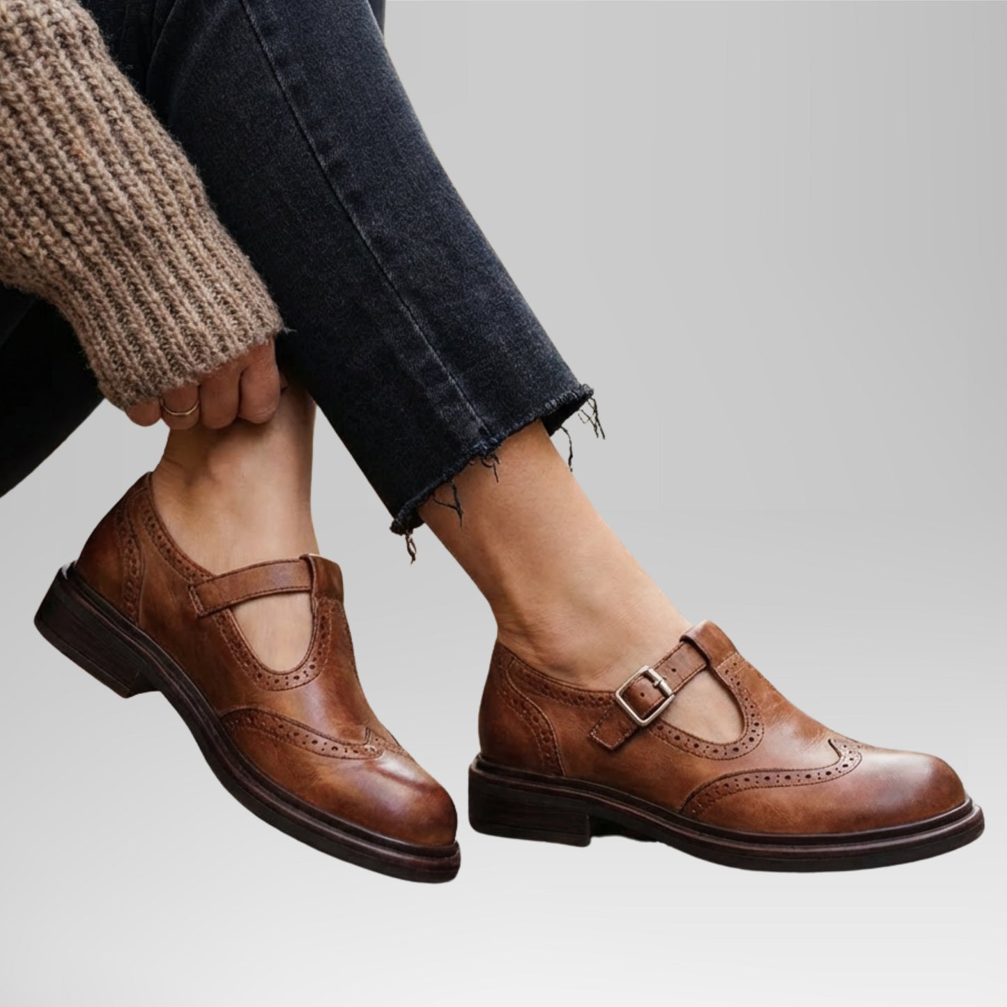 Perladora | Women's Classic Strap Mary Jane Flats with Elegant Timeless Style
