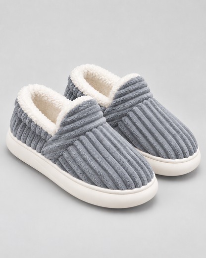 Women's Fleece Lined Slippers - Closed Toe Thick Sole