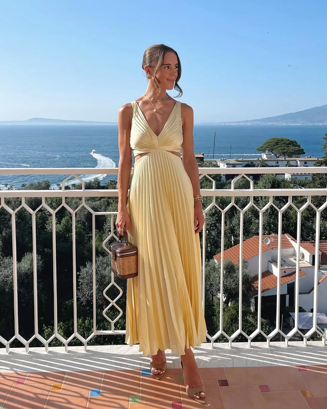 Ysolennea | Pleated Cutout Summer Dress with Chic Style