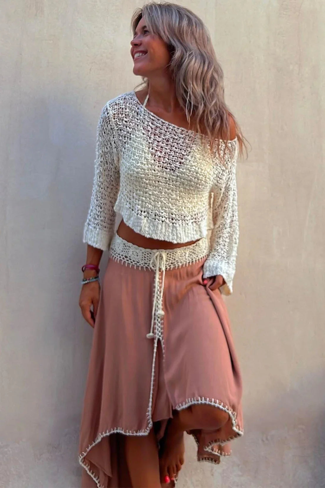 Women's Off-Shoulder Cropped Sweater – Knit