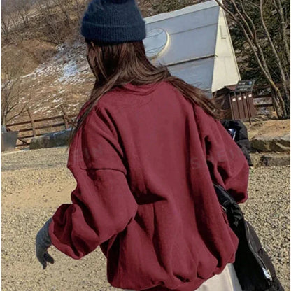 Women's Oversized Graphic Sweatshirt – Loose Fit Crewneck