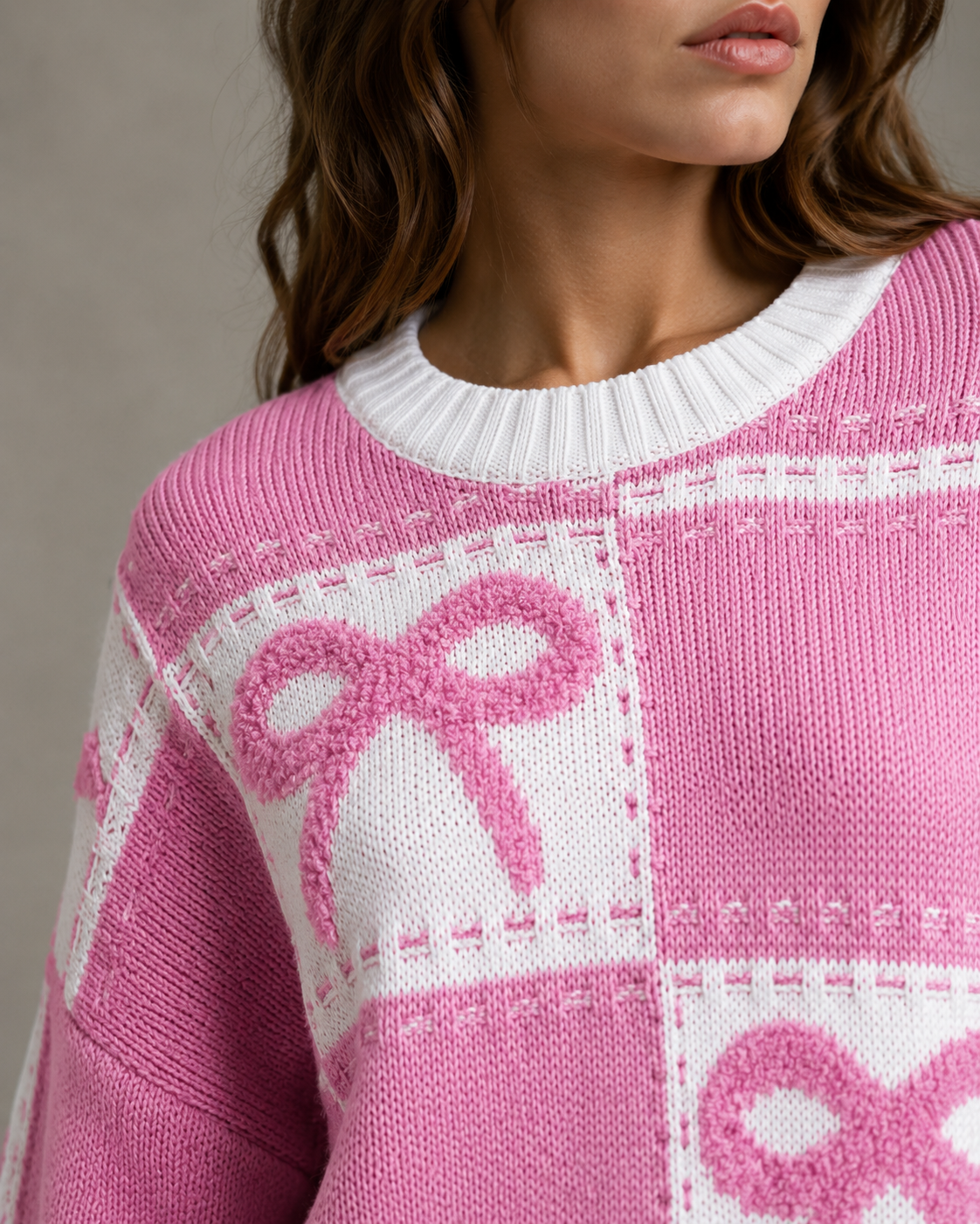 Women's Knit Sweater - Bow Print Checkerboard Pattern