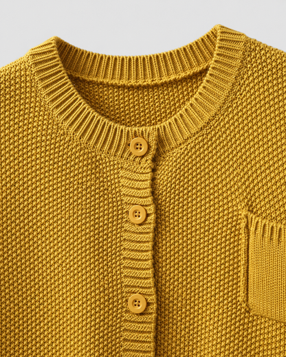 Women's Knit Cardigan - Button Front with Pockets