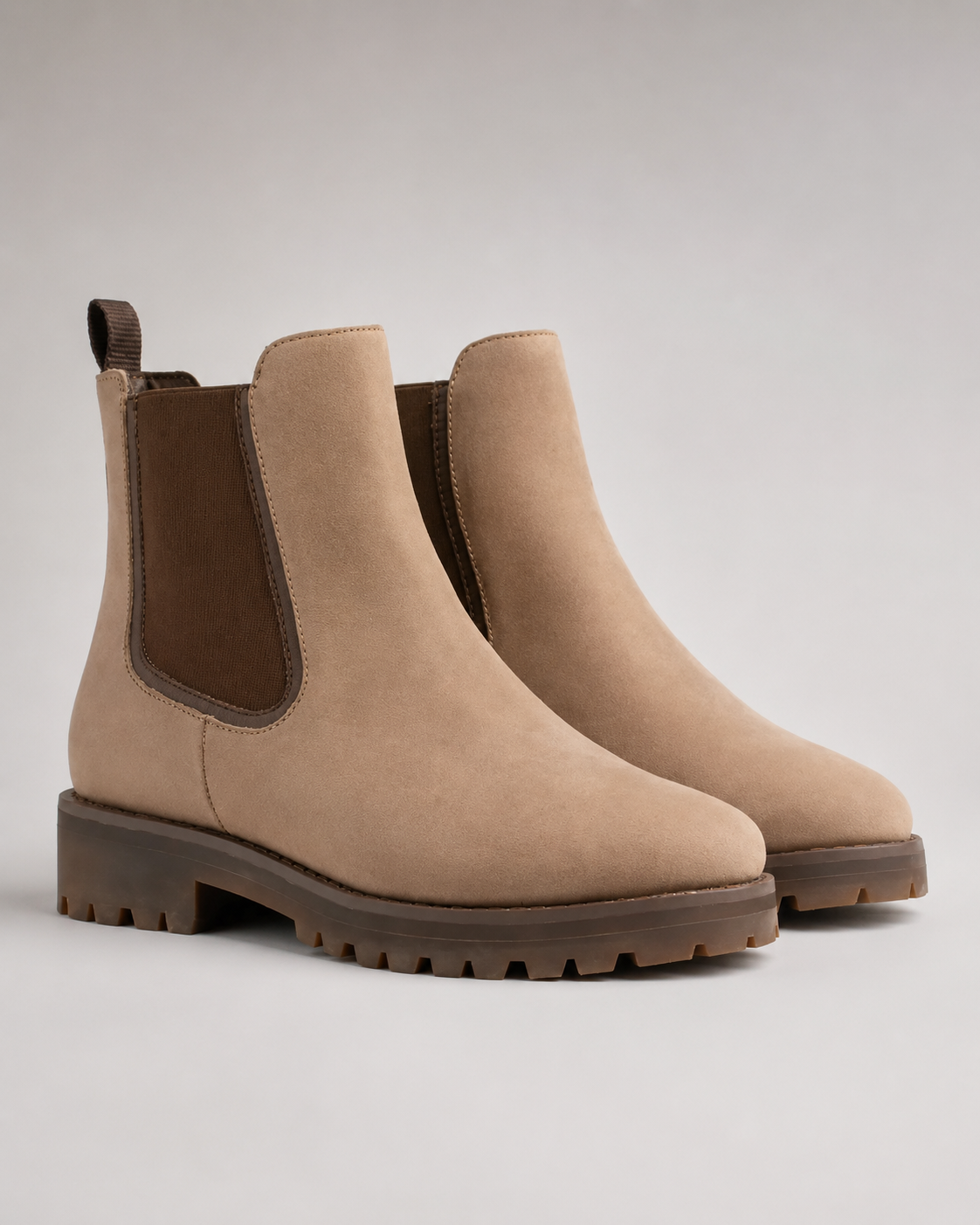 Women's Chelsea Boots - Suede Look Chunky Lug Sole