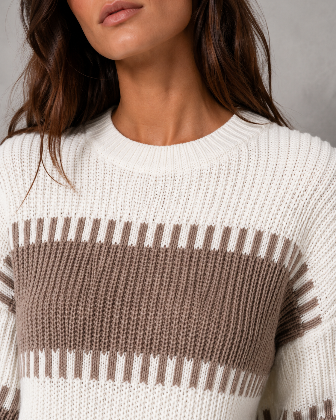 Women's Color Block Sweater - Crew Neck Relaxed Fit