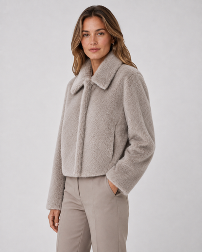 Women's Faux Fur Jacket - Cropped Wide Collar Winter Coat