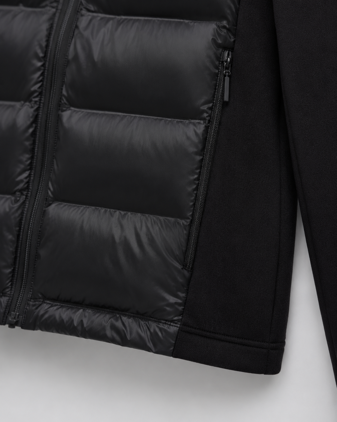 Women's Puffer Jacket - Hooded Hybrid Quilted Jersey Sleeve