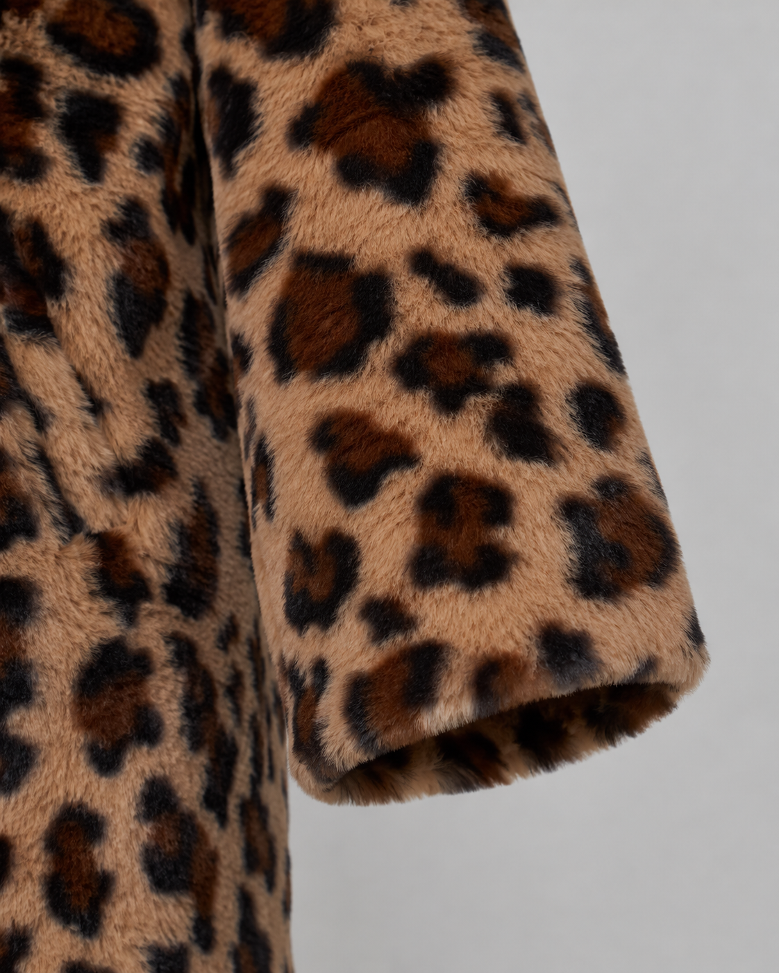 Women's Faux Fur Coat - Leopard Print Longline Winter Coat