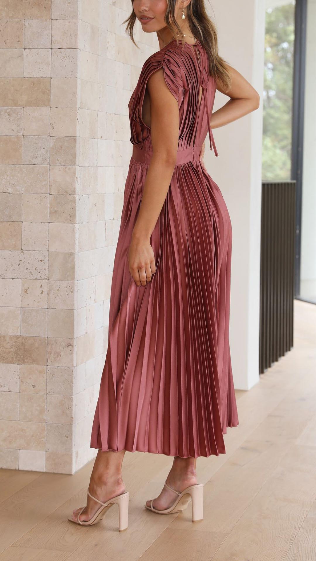 Quenvyn | Pleated Wedding Guest Dress Women Fashion Style